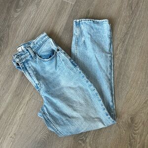 Abercrombie Curve Love 90s Straight Ultra high rise